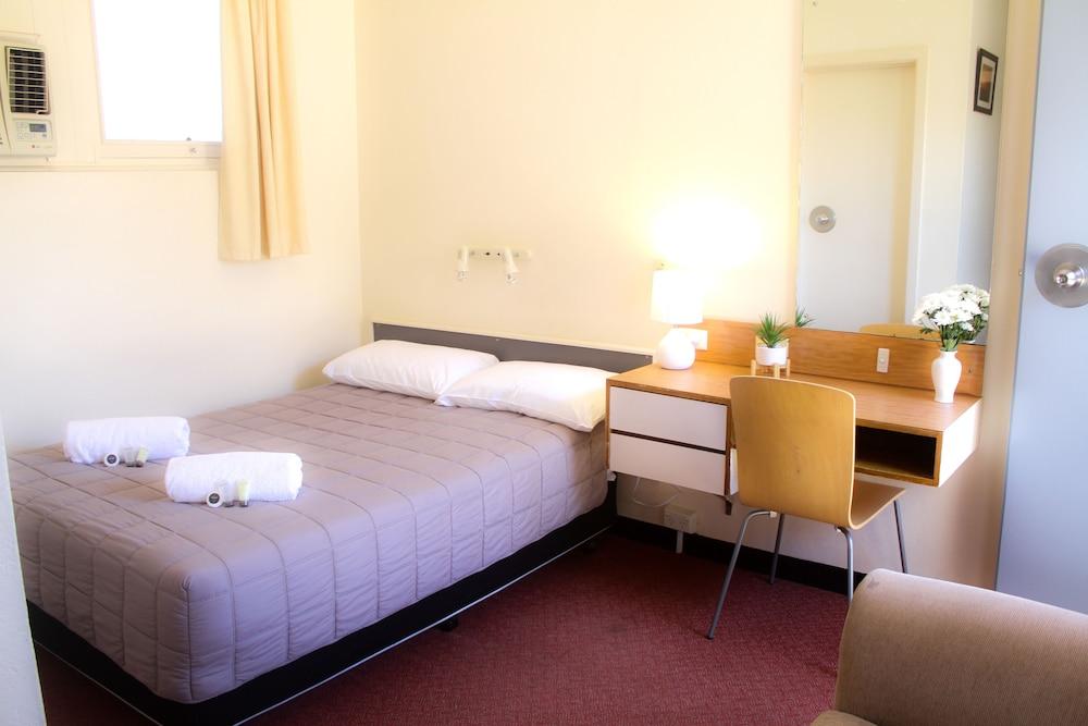 Cowra Motor Inn Exteriör bild